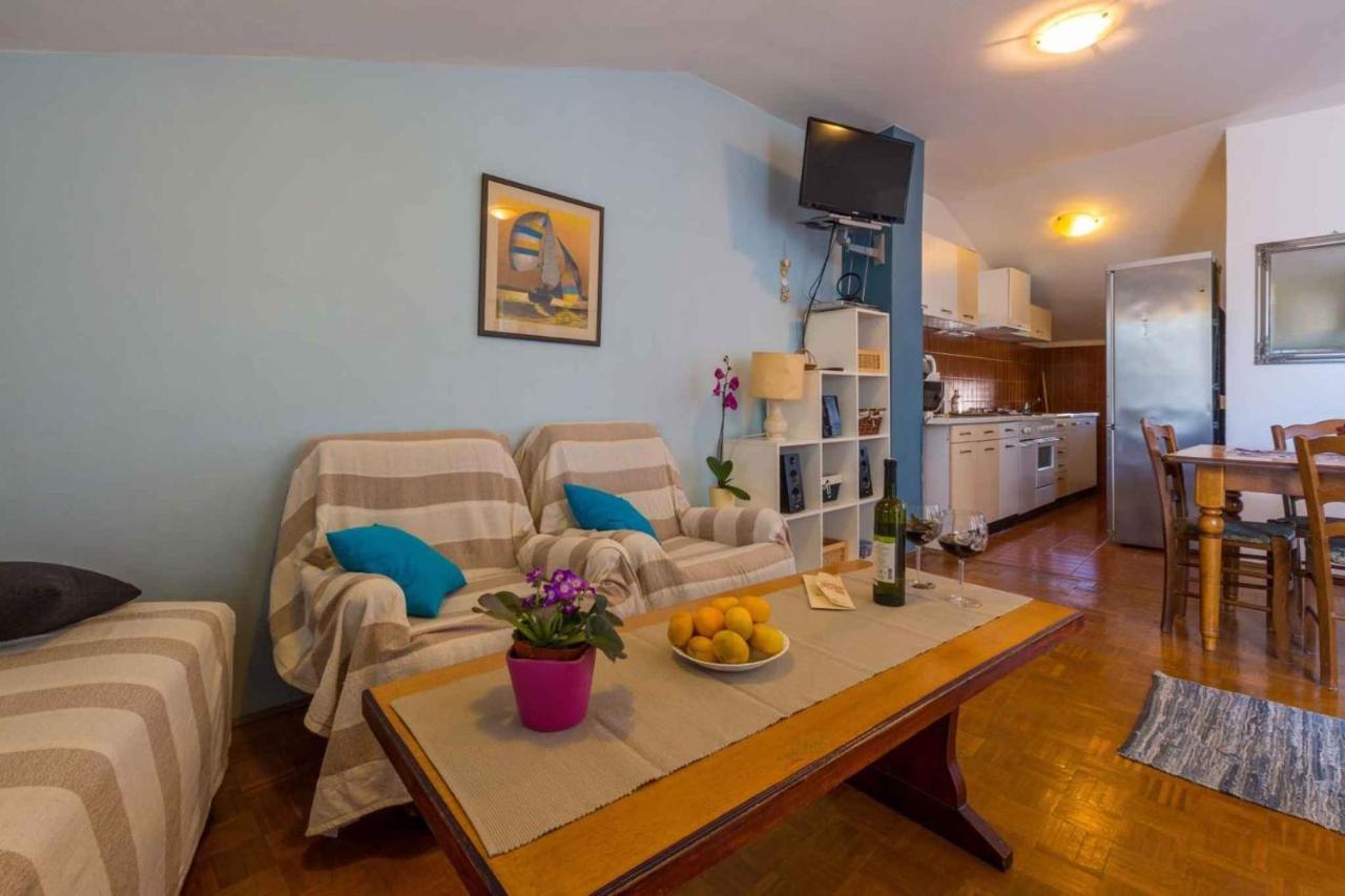 Apartment In Crikvenica 5600 Εξωτερικό φωτογραφία